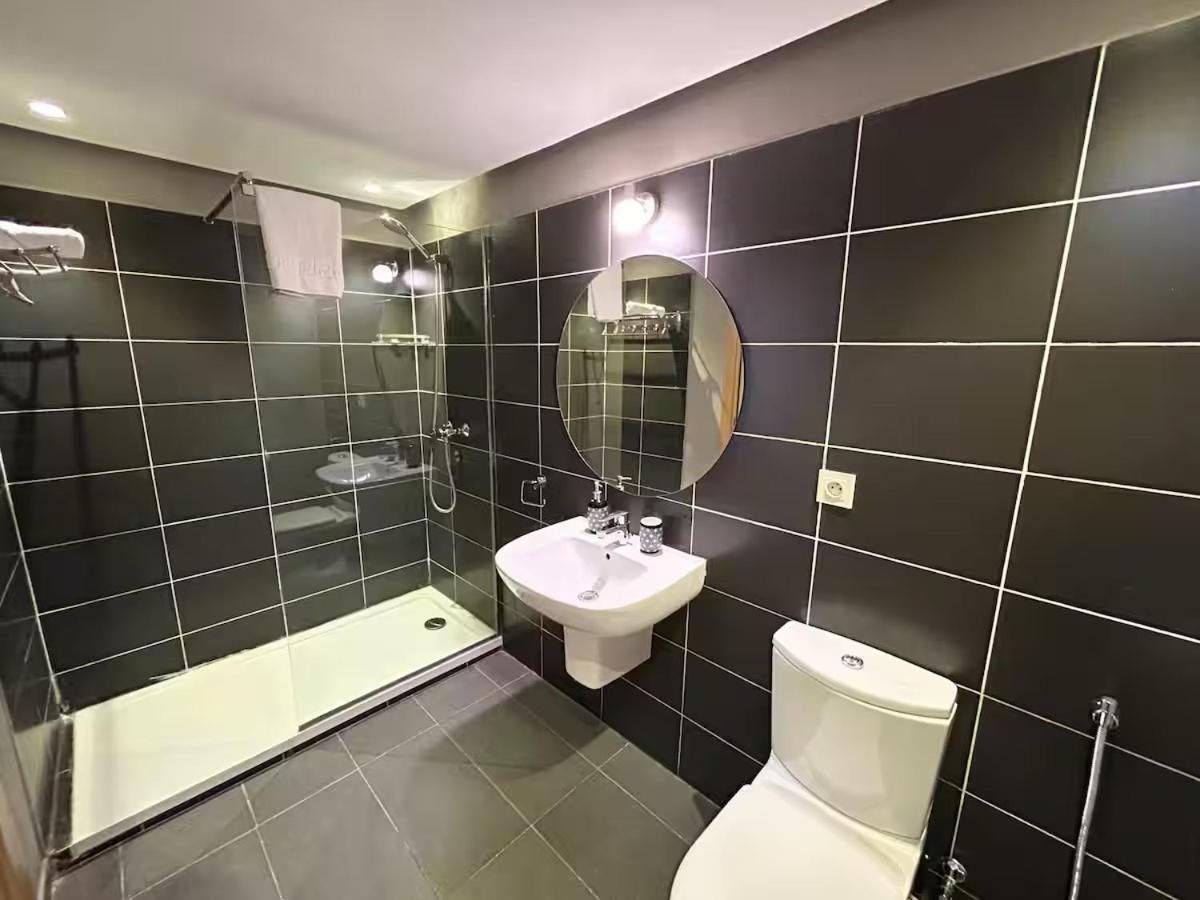 Charming 2 Bedrooms - Train Station Downtown タンジェ エクステリア 写真